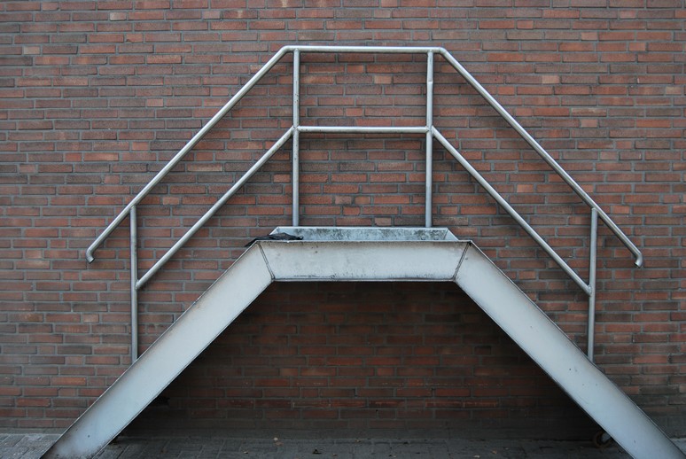 belangrijk Grondig Knuppel Werken op hoogte met ladders en trappen | Arbocatalogus Groen, Grond en  Infrastructuur (Loonwerk)